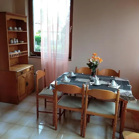 Valeria Vendeghaz Apartment